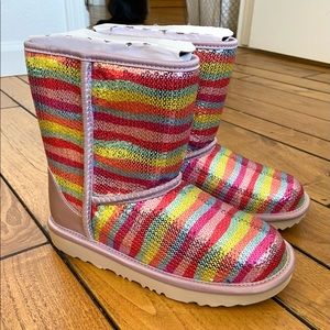 NWT Kids Classic Short Ugg Boots